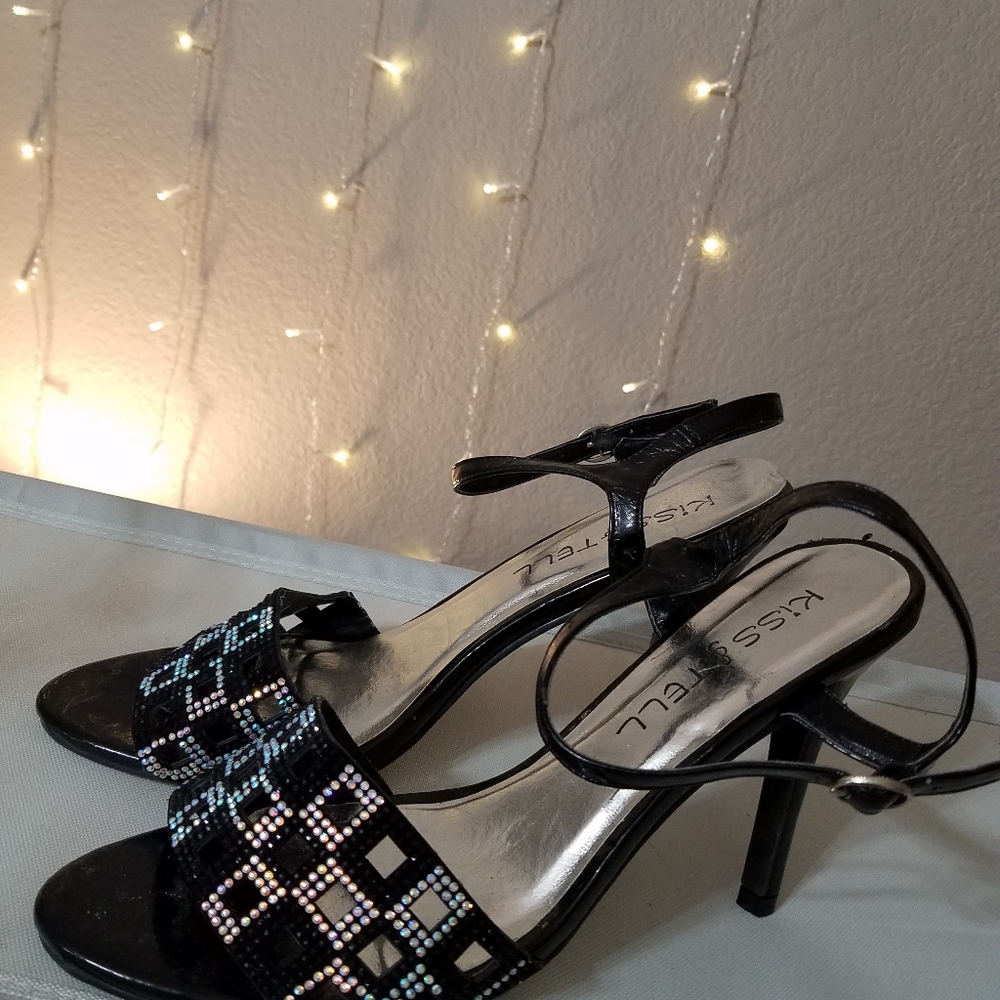 Heeled sandals